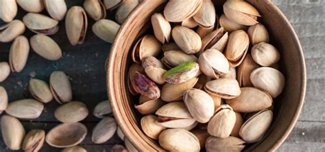 Spicy Roasted Pistachios - The Flexible Chef