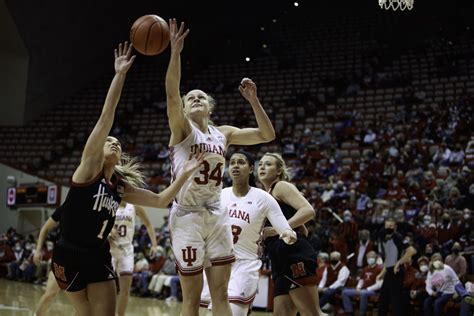 Nebraska Cornhuskers new: Basketball loses OT thriller, Nelson agonized ...