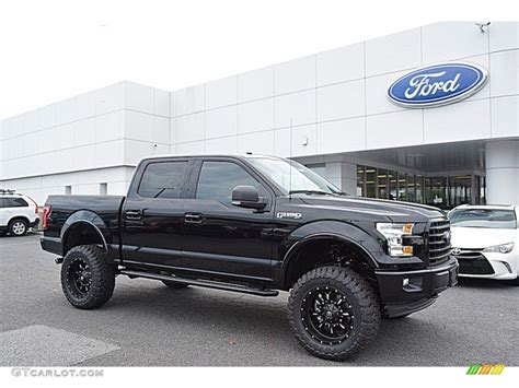 2017 Shadow Black Ford F150 Xlt Supercrew 4x4 120350477