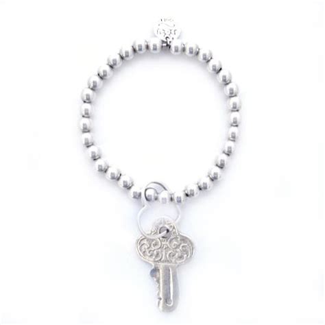 Good Charma Key to my Heart Bracelet | Heart bracelet, Bracelet set ...
