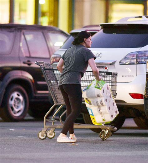 Ariel Winter Sexy Ass In Leggings Hot Celebs Home