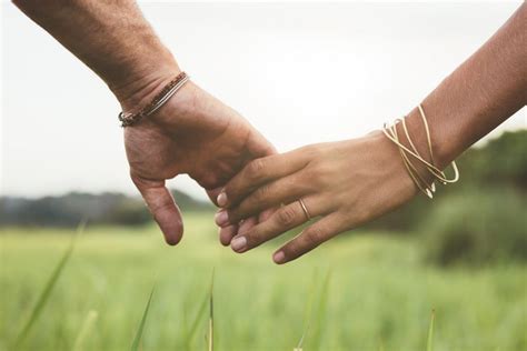 Por Qu Nunca Olvidamos El Primer Amor Cadena Dial