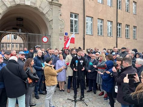 Kluby Gazety Polskiej ELBLĄG BRANIEWO Manifestacja poparcia dla