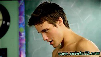 Películas de sexo gay musculoso hermano xxx krys perez juega a un profesor salvaje XVIDEOS