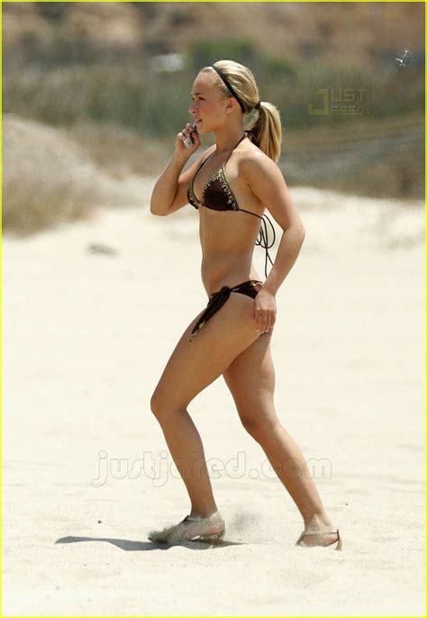 Hayden Panettiere Is A Bikini Babe Photo Bikini Hayden