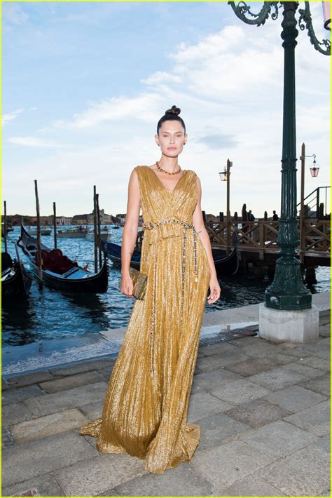 See Every Celeb Arrival From Dolce Gabbana S Alta Moda Women S Show In