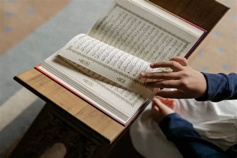 Bacaan Surat Al Hijr Ayat 11 Berikut Lengkap Dengan Teks Arab Latin