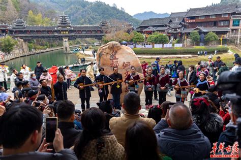 新春走基层“吃冬”狂欢迎新春 侗心侗情嗨翻天 华声在线