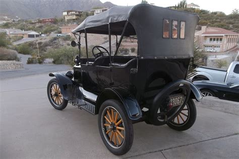 1919 Ford Model T Rear 3 4 237280