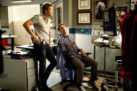 The Glades Season Premiere Pic - TV Fanatic