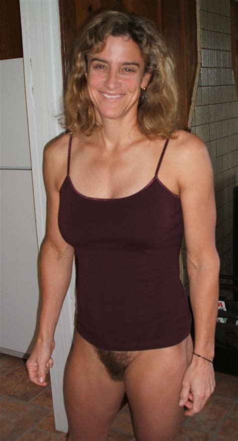 Hairy Milf Bottomless Xpicse