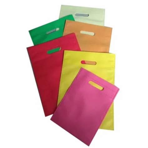 Pp Non Woven D Cut Carry Bag Thickness 10 Gsm 100 Gsm At Rs 145