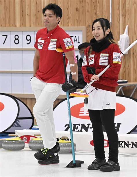 藤沢五月、山口剛史組が初戦で圧勝 藤沢「スマイルとパワーです！」カーリング混合日本選手権 スポーツ報知