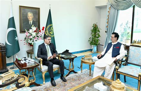 Gb Governor Calls On Caretaker Pm Anwaar Ul Haq Kakar