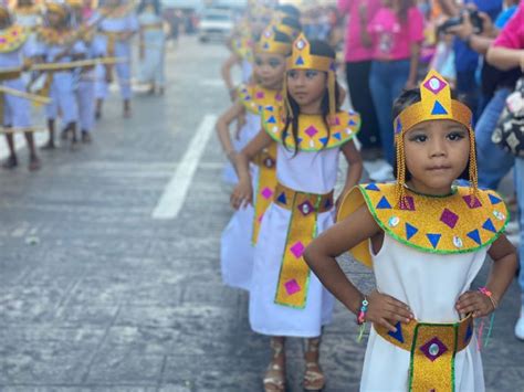 Poco M S De Ni Os Participaron En El Desfile Infantil Del Carnaval