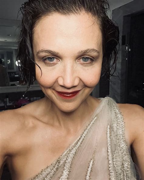 Kerry Washington Stuns In A Yellow Bikini And More Star Snaps