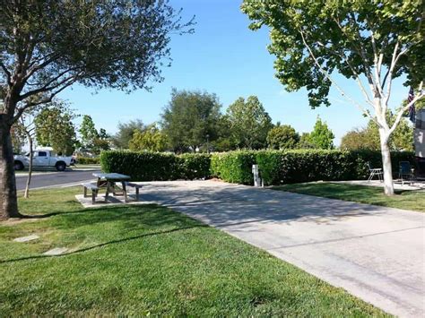 pechanga-rv-resort-temecula-10 – CampgroundViews.com