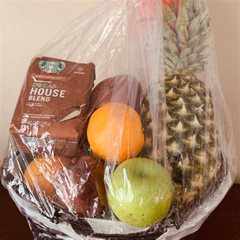 Building Fruit Baskets – Homemade Gift – Feed Your Family Tonight