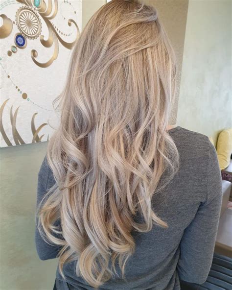 Light Ash Blonde Hair What It Looks Like 27 Trendy Examples