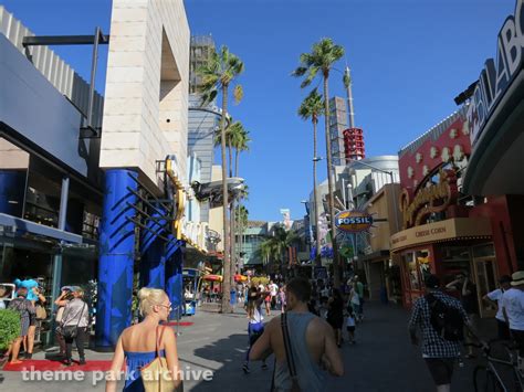 City Walk at Universal City Walk Hollywood | Theme Park Archive