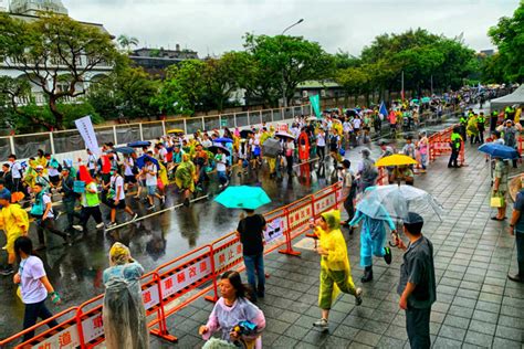 台南3歲女童斑馬線遭車輾斃 父北上冒雨遊行：盼台灣交通可以更好 社會 中時新聞網