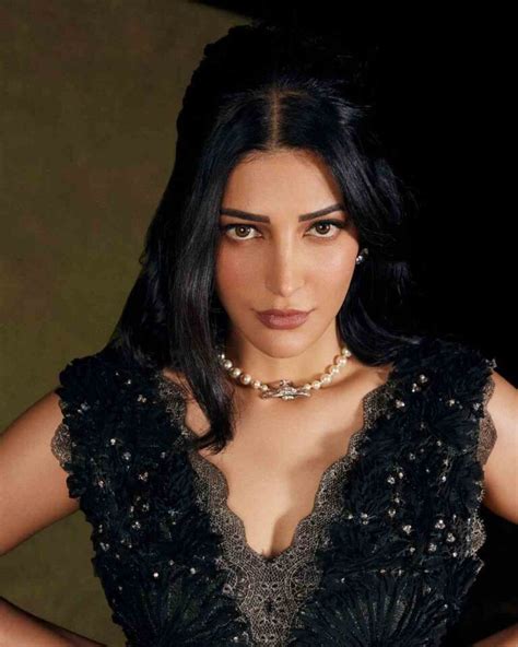 Shruti Haasan Latest Hot Photoshoot In Black Lehenga Glamsundari In