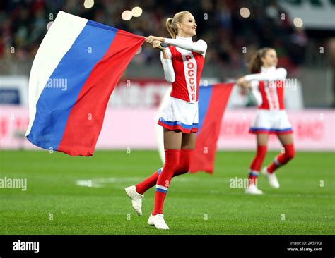 Russian Cheerleaders Prior To Kick Off Stock Photo Alamy