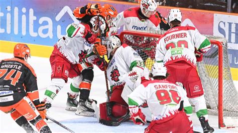 Cardiff Devils Beaten By Sheffield Steelers In Challenge Cup Bbc Sport