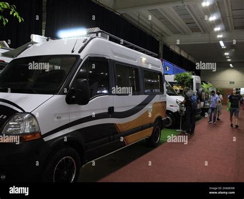 Motorhome Hi Res Stock Photography And Images Alamy