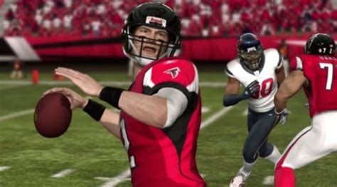 Madden NFL 12 Gameplay and Presentation Teaser Trailers | pastapadre.com