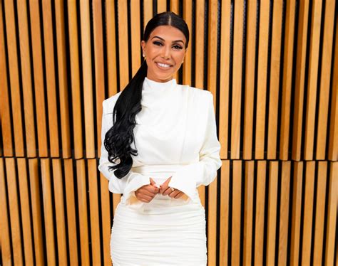 Hvor Er Isabel Raad Fra