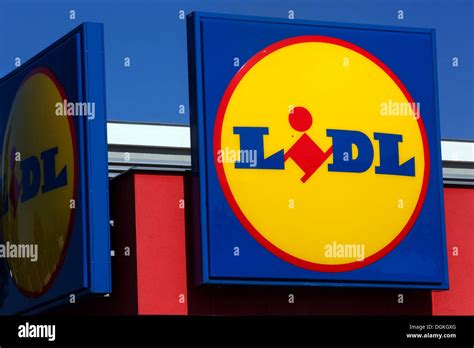 Lidl Logo Hi Res Stock Photography And Images Alamy