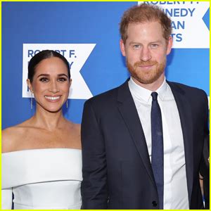 Meghan Markle & Prince Harry Vacation in Costa Rica Amid Questions ...