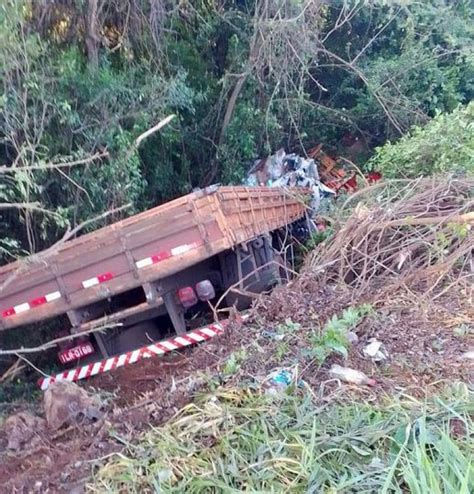 Coluna de Geral RS Colisão entre caminhão e camionete deixou duas