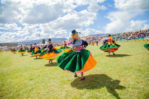 Puno Con gran concurso de danzas autóctonas Muñani culminó con