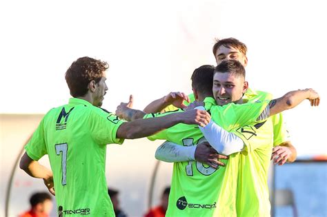 Calcio Eccellenza Super Pontiggia Guida Fbc Saronno Alla Vittoria Col