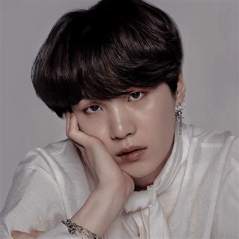 𝐲𝐨𝐨𝐧𝐠𝐢┊𝗮𝗲𝘀𝘁𝗵𝗲𝘁𝗶𝗰 › 𝗶𝗰𝗼𝗻 𝐏𝐈𝐍𝐓𝐄𝐑𝐄𝐒𝐓 Gxccitete Yoongi Min Yoongi Bts Yoongi