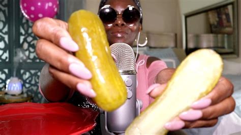 Pickles Asmr Eating Sounds Intense Snap Crisp Crunch Youtube