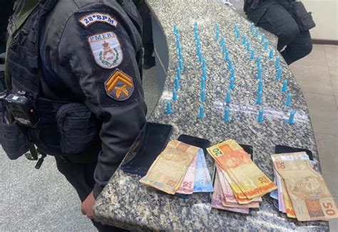 Pm Apreende 214 Gramas De Cocaína E Arma Caseira Em Barra Mansa