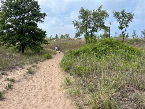 The Best Indiana Dunes Hike - Chasing ADVNTR