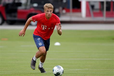 Fiete Arp Impresses In Bayern Munich Training Bavarian Football Works