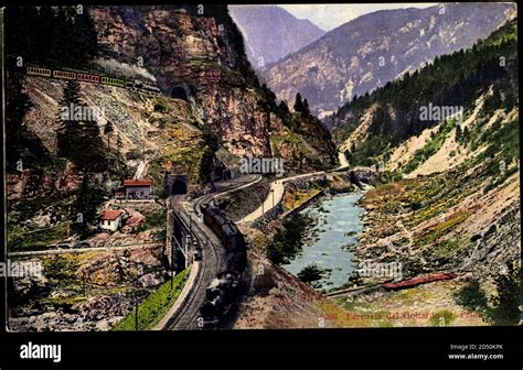 Graub Nden Ferrovia Del Gottardo Blick Auf Eisenbahngleise Usage