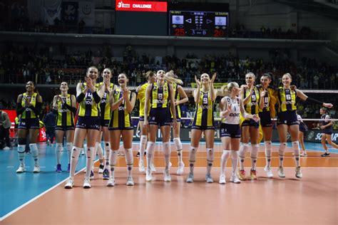 Fenerbah E Opet In Rakibi Belli Oldu Voleybolunsesi