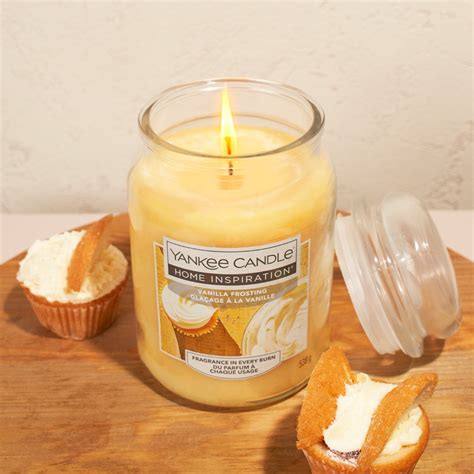 Yankee Candle Large Jar Vanilla Frosting