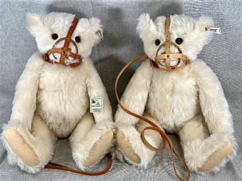 Pair Of Steiff Muzzle Teddy Bear Replicas With Original Boxes COAs