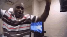 Shaq Dance GIFs | Tenor