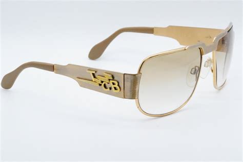 Sold Price Elvis Presley S Elvis On Tour Neostyle Tcb Sunglasses January 6 0123 10 00 Am Pst