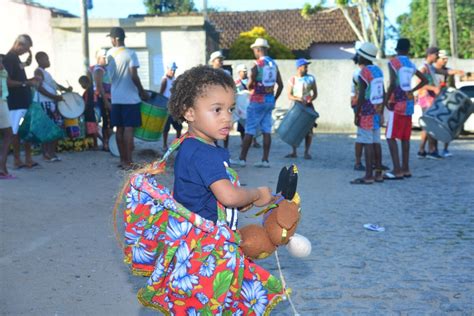 Oficinas e apresentações de bois malhadinhos no Fest Boi em Quissamã