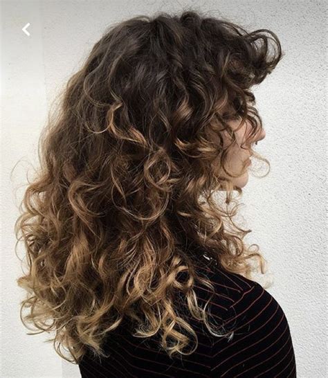 Pin By Adrianna Lafkas On Hair Nails Skin In Natural Curly Hair