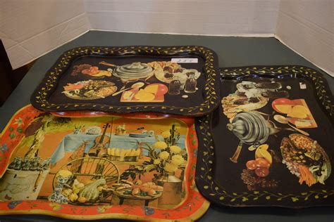 Lot - Vintage Serving Trays (3)